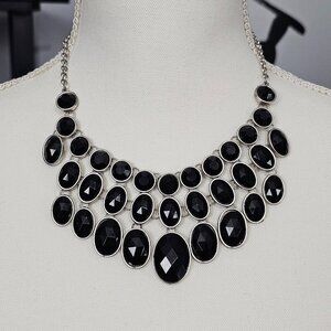 Vintage Silver Tone Black Faceted Multi Stone Chunky Bib Statement Necklace